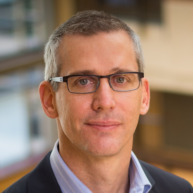 Headshot of Sean Salmon, a member of the Medtronic leadership team.